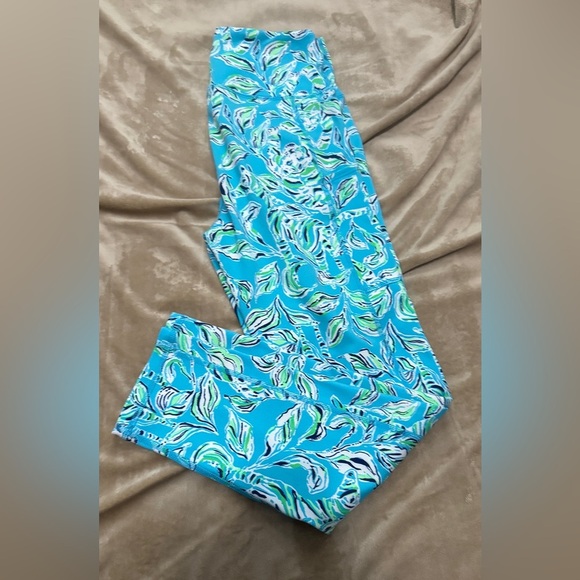 Lilly Pulitzer Pants - Lilly Pulitzer Luxletic White and Blue Leggings Size Small